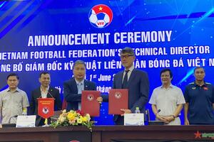 Liên đoàn Bóng đá Việt Nam ra mắt giám đốc kỹ thuật