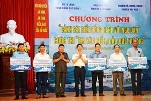 Vùng Cảnh sát biển 1 đồng hành với ngư dân Nam Định
