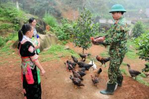 Giúp dân biên giới xóa đói, giảm nghèo