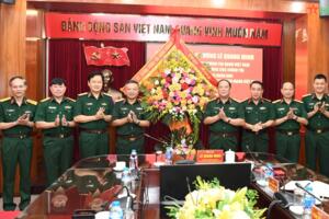 Trung tướng Lê Quang Minh chúc mừng các cơ quan báo chí Quân đội