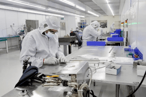 Kinh tế Singapore mấp mé bờ vực suy thoái