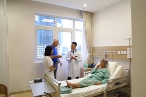 Tạo thuận lợi cho bệnh nhân trong khám, chữa bệnh