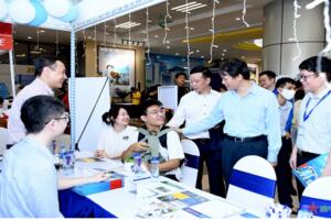 Trường Đại học Kinh tế quốc dân chuẩn bị thành lập 3 trường trực thuộc