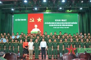 Khai mạc lớp bồi dưỡng phương pháp giảng dạy hiện đại cho giảng viên các trường Quân đội