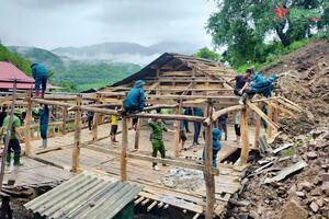 Sơn La: Ban CHQS huyện Mường La tích cực tham gia khắc phục hậu quả mưa, lũ, sạt lở