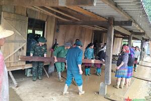 Giúp dân nơi tâm lũ Mù Cang Chải