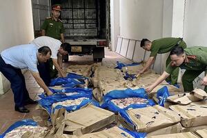 Quản lý thị trường Hà Nội: Thu giữ trên 1 tấn cánh gà đông lạnh không rõ nguồn gốc