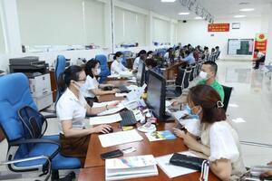 Khuyến khích, bảo vệ người tốt, việc đúng
