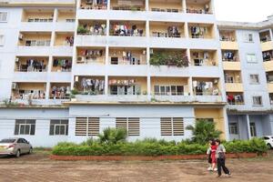 Công nhân thu nhập 7 triệu đồng "không mua nổi nhà xã hội"