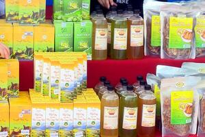 Yên Bái: Đưa sản phẩm của đồng bào dân tộc đến tay người tiêu dùng qua thương mại điện tử