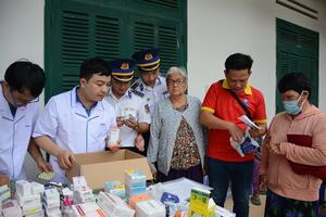 Giúp ngư dân thiết thực, hiệu quả