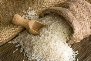 Các nhà nhập khẩu gạo trong thỏa thuận liên chính phủ của Ấn Độ xin miễn thuế xuất khẩu