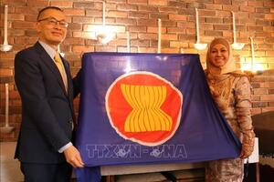 Việt Nam chuyển giao vai trò Chủ tịch luân phiên Ủy ban ASEAN tại Berlin cho Brunei