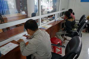 Kiên trì vận động người dân không rút bảo hiểm xã hội một lần