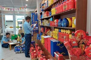 TP. Hồ Chí Minh: Thu giữ hàng trăm kg thực phẩm không đảm bảo an toàn