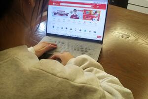 Cân nhắc bổ sung dịch vụ nền tảng số trung gian cung cấp dịch vụ thương mại điện tử