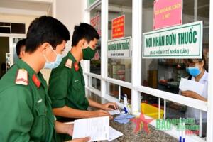 Hỏi - Đáp chính sách bảo hiểm xã hội, bảo hiểm y tế: Điều kiện nghỉ hưu và mức hưởng lương hưu đối với quân nhân
