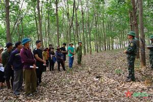 Nông trường 720: Tập huấn kỹ thuật khai thác cao su cho đồng bào dân tộc thiểu số