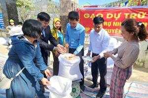 Xuất cấp gần 747 tấn gạo hỗ trợ nhân dân Điện Biên, Bắc Kạn dịp giáp hạt