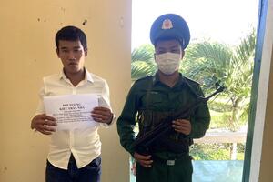 Đồn Biên phòng Cửa Khẩu cảng Phú Quý khởi tố 2 đối tượng tàng trữ ma túy