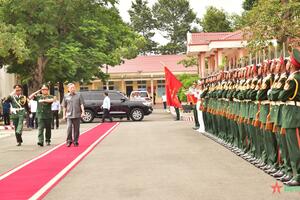 Chủ tịch nước Tô Lâm thăm và làm việc tại Lữ đoàn Công binh 25 (Quân khu 9)