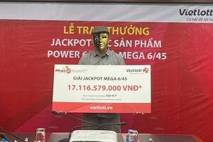 3 khách hàng nhận thưởng Vietlott chia sẻ ''bí kíp'' trúng số độc đắc