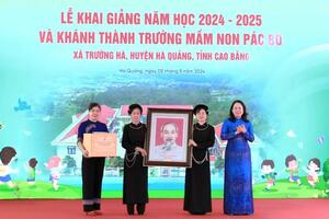 Phó Chủ tịch nước Võ Thị Ánh Xuân dự lễ khai giảng, khánh thành Trường mầm non Pác Bó tại Cao Bằng