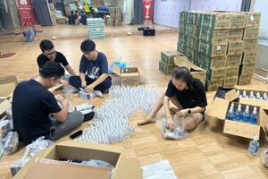 Thanh niên Quản lý thị trường chung tay hỗ trợ bà con chịu ảnh hưởng nặng nề từ bão lũ