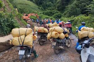 Cứu trợ đồng bào sao cho thiết thực, hiệu quả