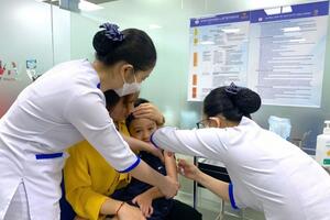 Triển khai chiến dịch tiêm vắc xin sởi cho trẻ từ 1 - 5 tuổi