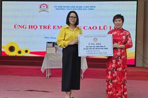 Học sinh THCS Nguyễn Gia Thiều gửi yêu thương tới trẻ em vùng lũ