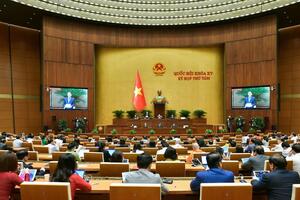 Đại biểu Quốc hội: Làm rõ vì sao thị trường bất động sản chưa có dấu hiệu hạ nhiệt