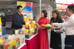 Hà Nội: Khai mạc Triển lãm các sản phẩm OCOP, thủ công mỹ nghệ và làng nghề huyện Quốc Oai năm 2024