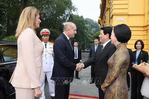 Chủ tịch nước Lương Cường chủ trì lễ đón chính thức Tổng thống Bulgaria