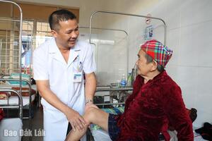 “Thuyền trưởng” của Bệnh viện Y học cổ truyền tỉnh