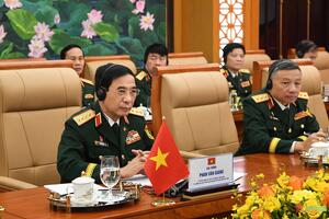 Đại tướng Phan Văn Giang hội đàm với Bộ trưởng Bộ Quốc phòng Lào