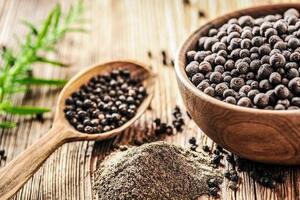 Bản tin nông sản hôm nay (25-12): Giá hồ tiêu neo ở mức cao