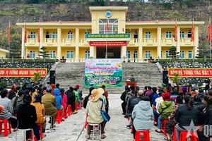 Ấm lòng dân bản tại xã Tam Quang