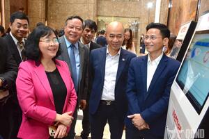 Thành ủy Hà Nội công bố các ứng dụng chuyển đổi số dùng chung 3 cấp