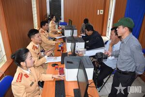 Bảo đảm tiến độ đổi giấy phép lái xe cho người dân Thủ đô