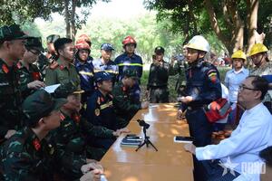 Lực lượng cứu hộ Việt Nam tiếp cận khu vực bị ảnh hưởng bởi động đất ở thủ đô của Myanmar