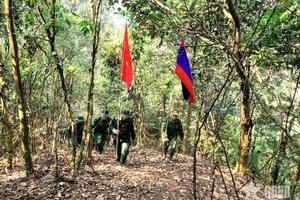Bộ đội Biên phòng Nghệ An phối hợp tuần tra song phương với Biên phòng Lào
