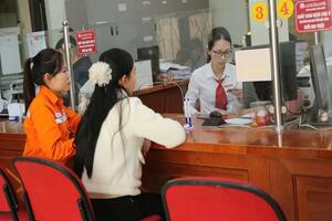 PC Lào Cai chuyển đổi số - hạn chế lừa đảo trong thanh toán tiền điện