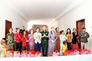 Bộ CHQS tỉnh Đắk Nông thăm, chúc Tết Chol Chnam Thmay tại tỉnh Mondulkiri, Campuchia
