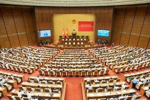 Quốc hội biểu quyết 100% tán thành rút ngắn nhiệm kỳ khóa XV