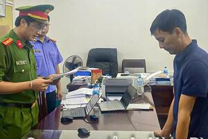 Công an Hòa Bình bắt vụ phân bón giả 'khủng', đã bán ra thị trường hàng nghìn tấn