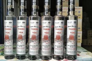 Bí xanh thơm, rượu men lá Bắc Kạn và hành trình thoát kiếp ‘hàng thô’