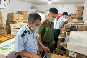 Quảng Bình: Phát hiện kho đông lạnh chứa gần 4 tấn thực phẩm không rõ nguồn gốc