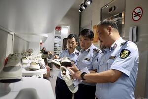 Thủ tướng yêu cầu xử lý nghiêm cán bộ tiếp tay cho buôn lậu, gian lận thương mại, hàng giả