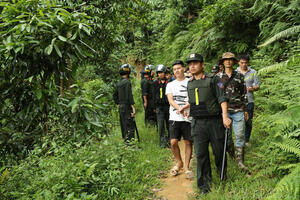 Công an Lào Cai triệt xóa ổ nhóm đánh bạc trên đồi quế, tạm giữ 24 đối tượng